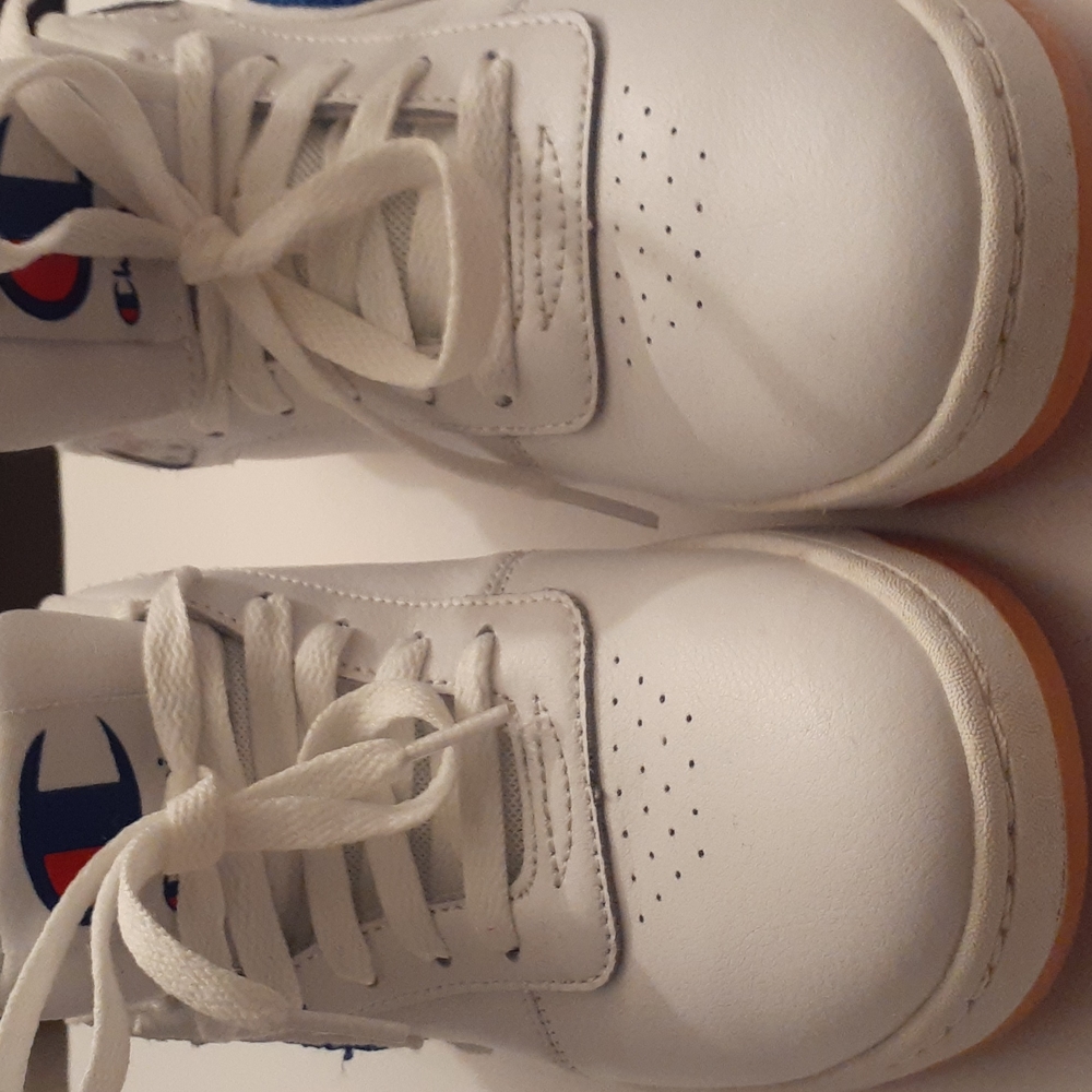 Champion Boys Size 7 Shoes